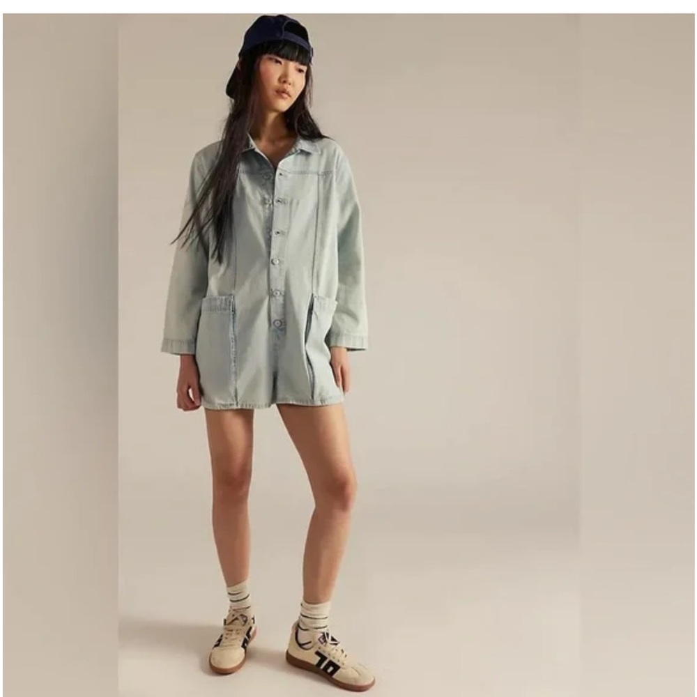 FREE PEOPLE We‎ The Free Maggie Denim Shortalls Romper Medium NWT
